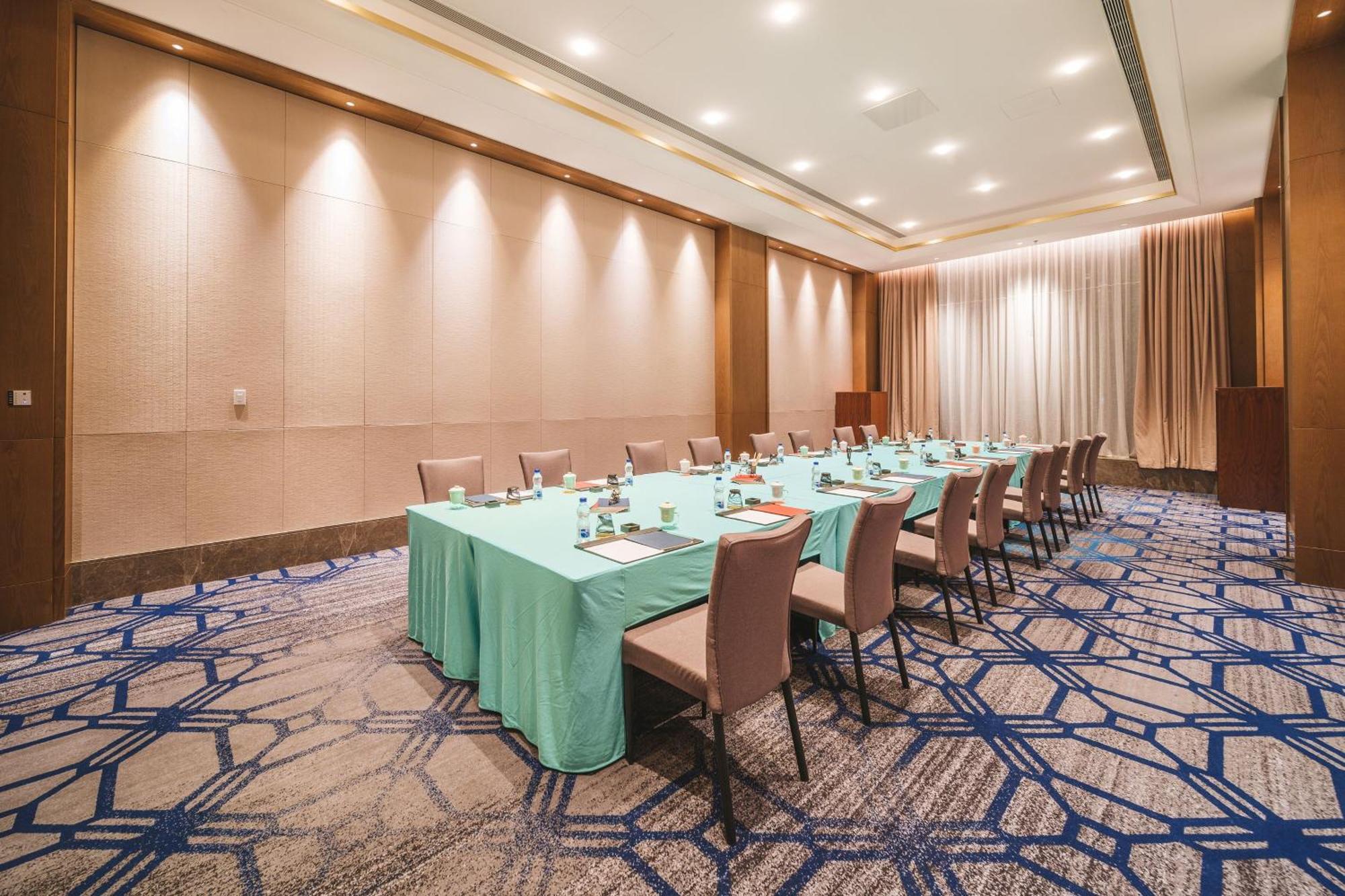 Le Meridien Emei Mountain Resort Эмэйшань Экстерьер фото